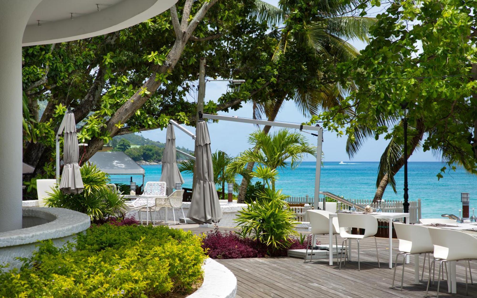Savoy Seychelles Resort & Spa Beau Vallon  Exterior photo Beachfront at the hotel