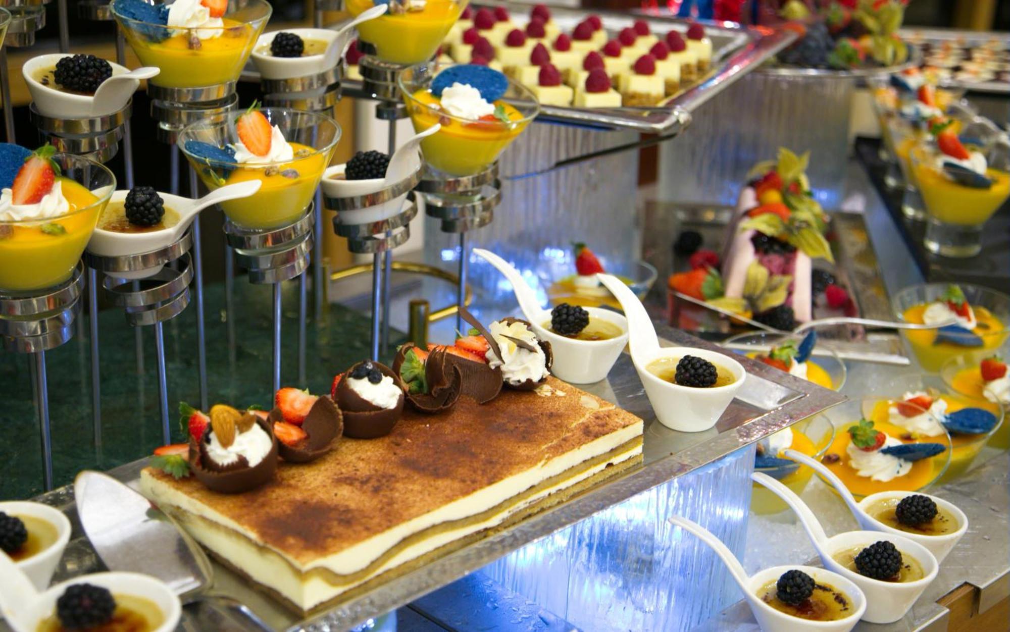 Savoy Seychelles Resort & Spa Beau Vallon  Exterior photo A dessert buffet