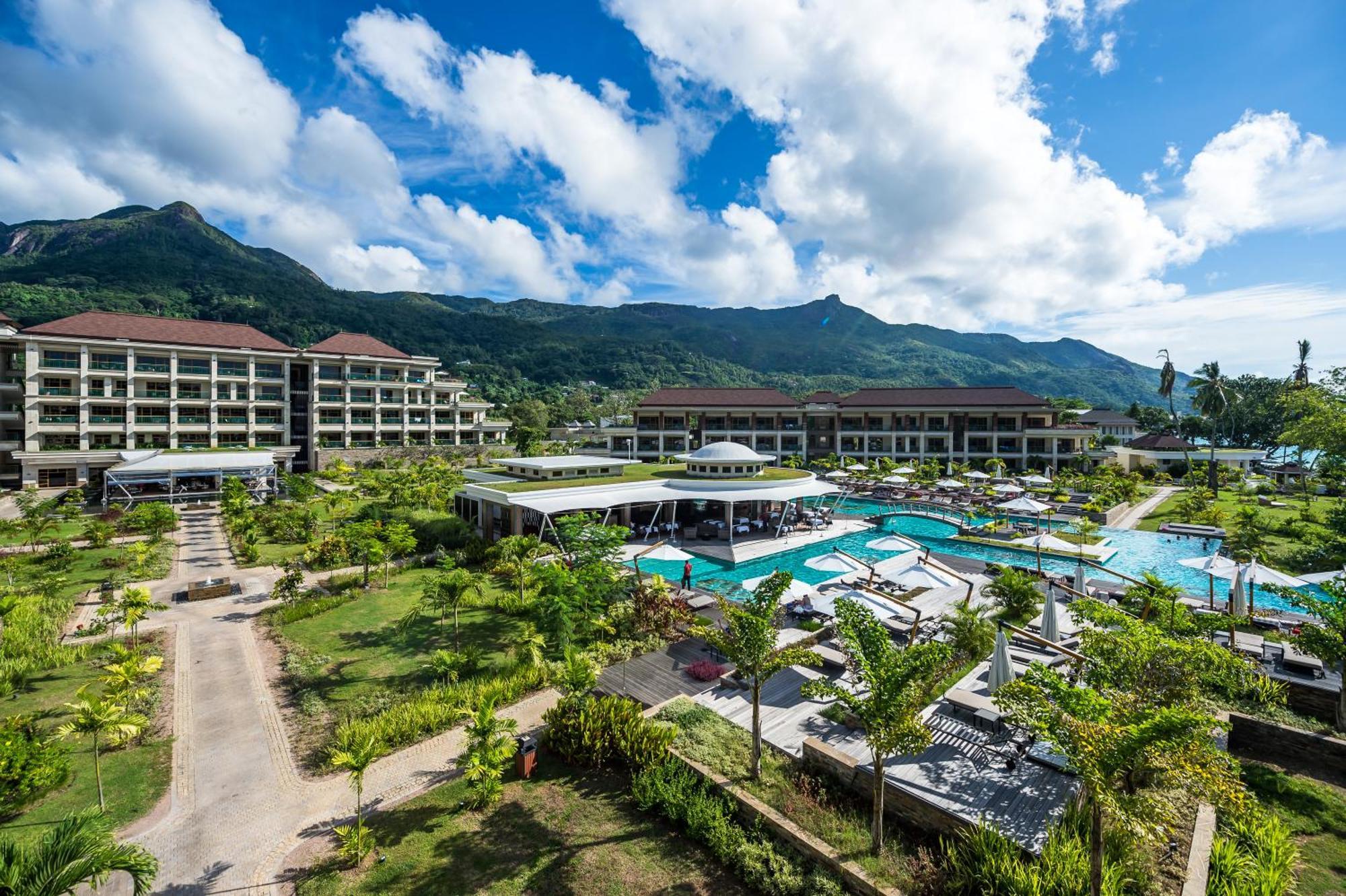 Savoy Seychelles Resort & Spa Beau Vallon  Exterior photo Vinpearl Hotel Nha Trang